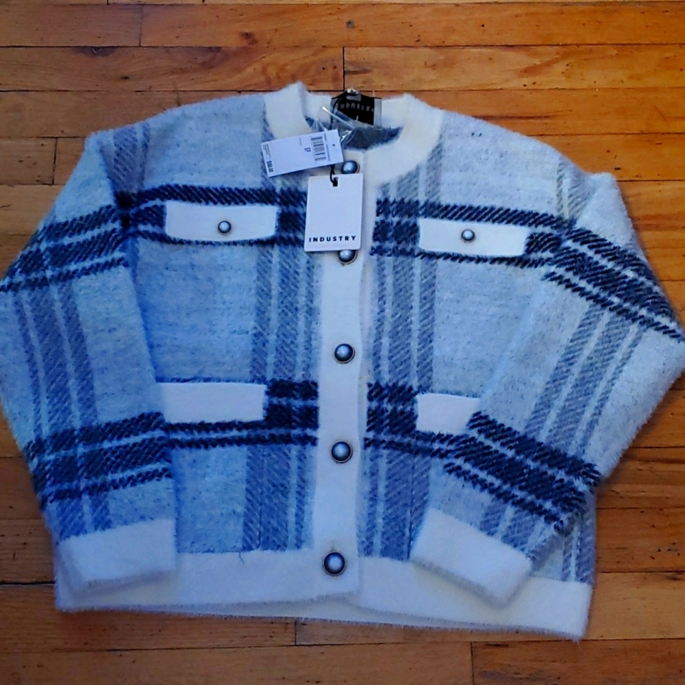 INDUSTRY SWEATER SIZE SMALL  COLOR GRAY AND BLACK COLOR